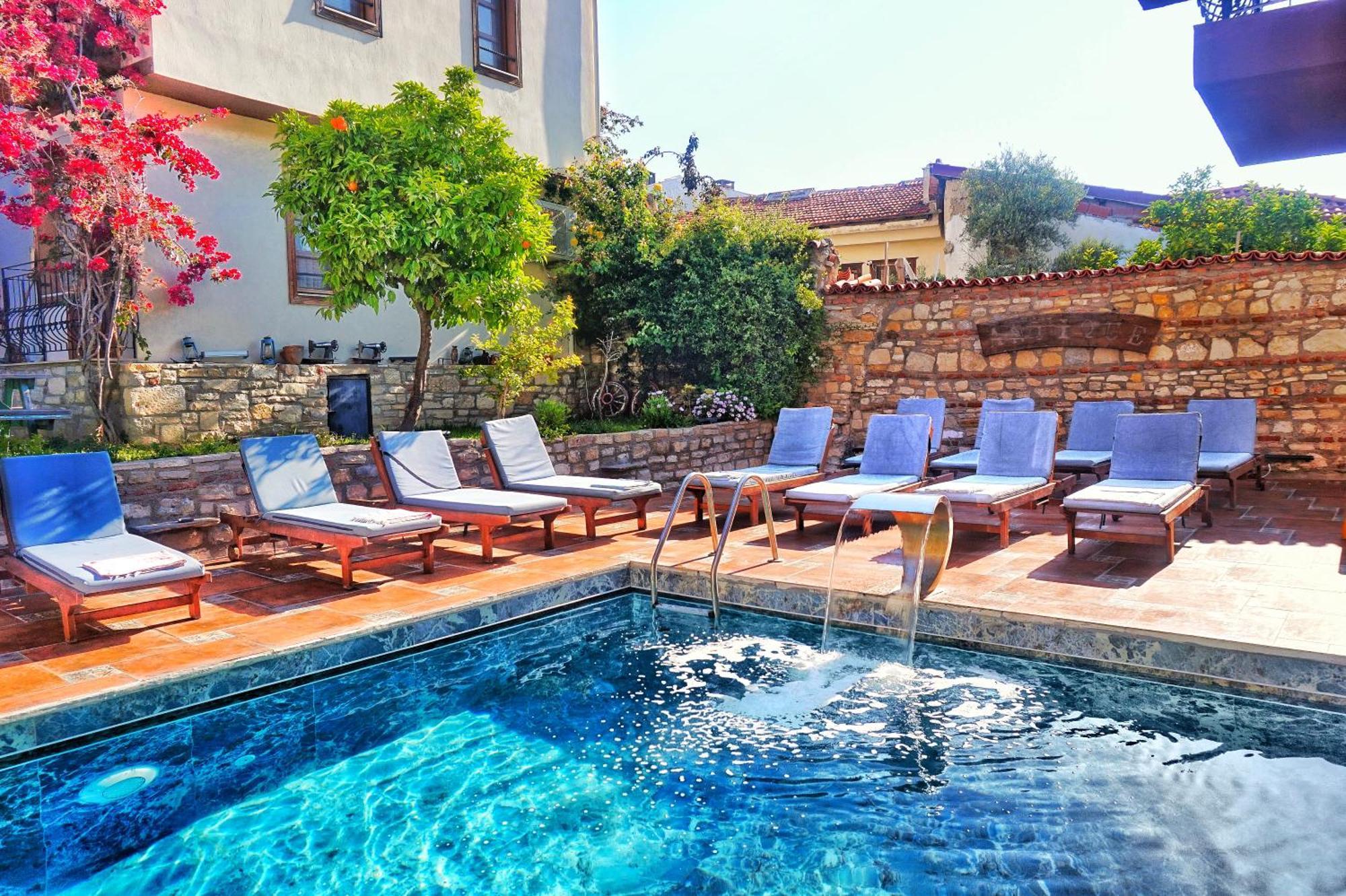 Sezgin Boutique 2* Kuşadası